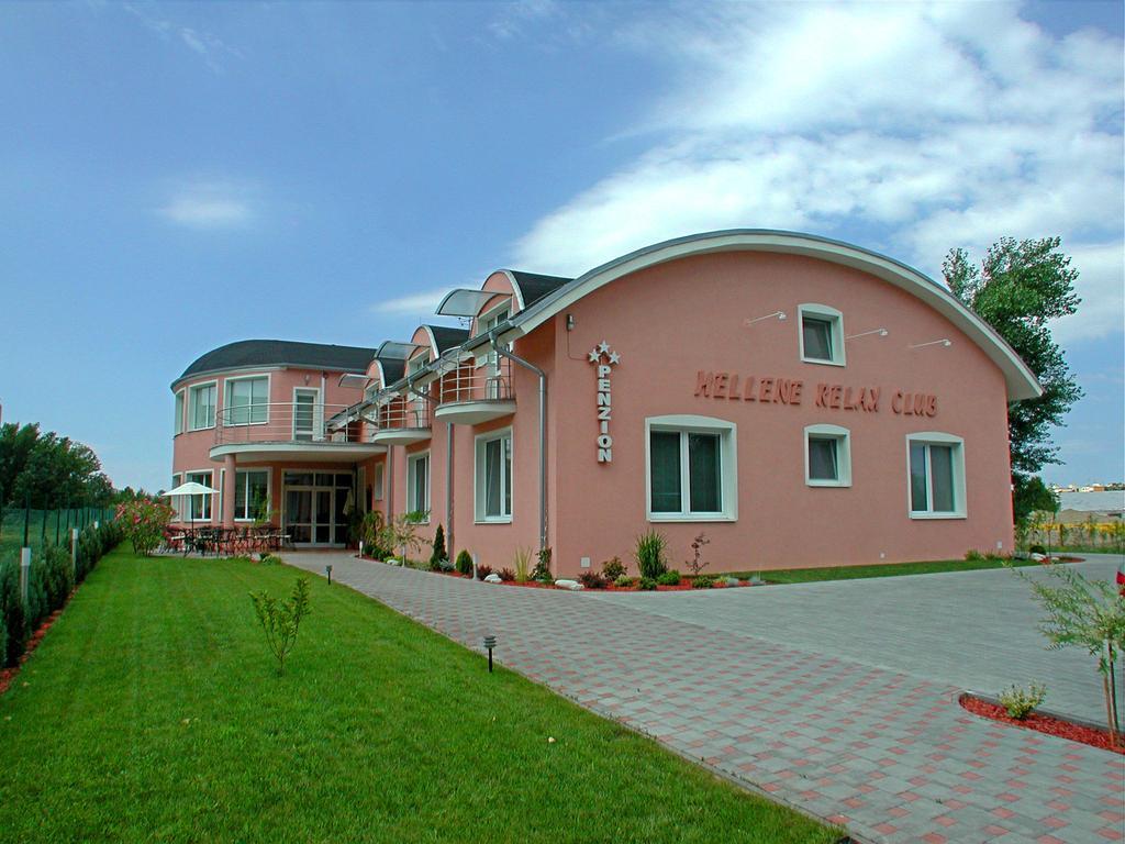 Penzion Hellene Piest'any Exterior photo
